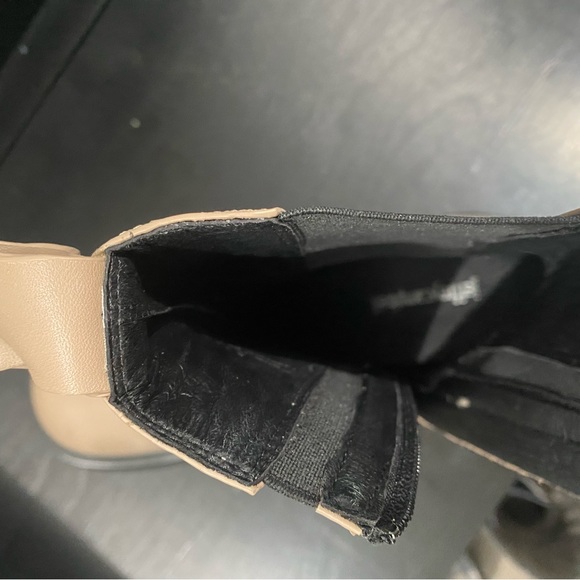 Jeffrey Campbell Tanked chelsea boots. - Picture 5 of 5